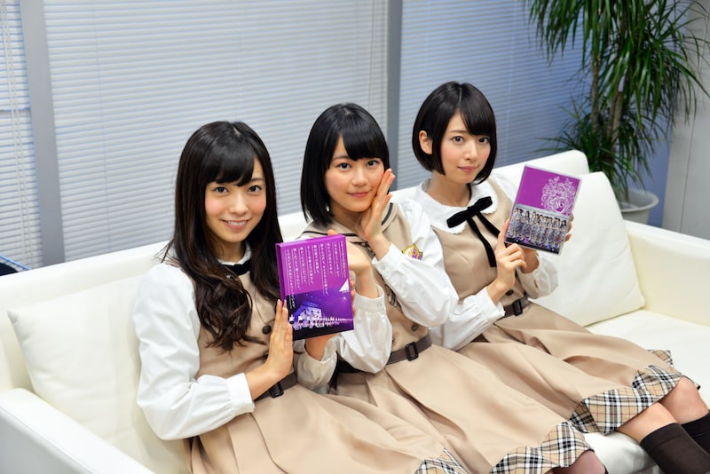 左から斉藤優里、生田絵梨花、橋本奈々未。