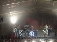 DISH//「FREAK SHOW」PV撮影のワンシーン。