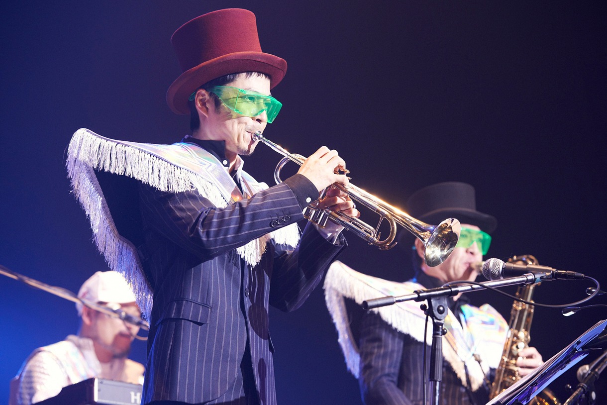 NARGO（写真手前）とGAMO（奥）。 （撮影：太田好治）
