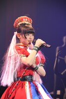 上坂すみれ「革命的ブロードウェイ主義者同盟 総決起集会」の様子。