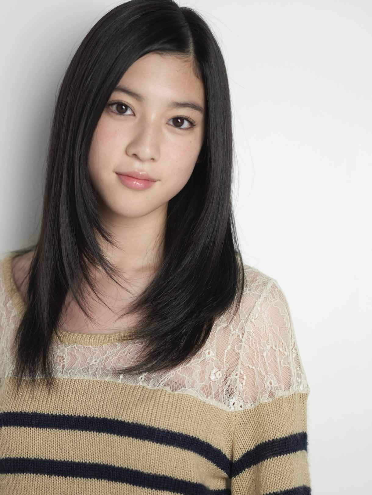 三吉彩花