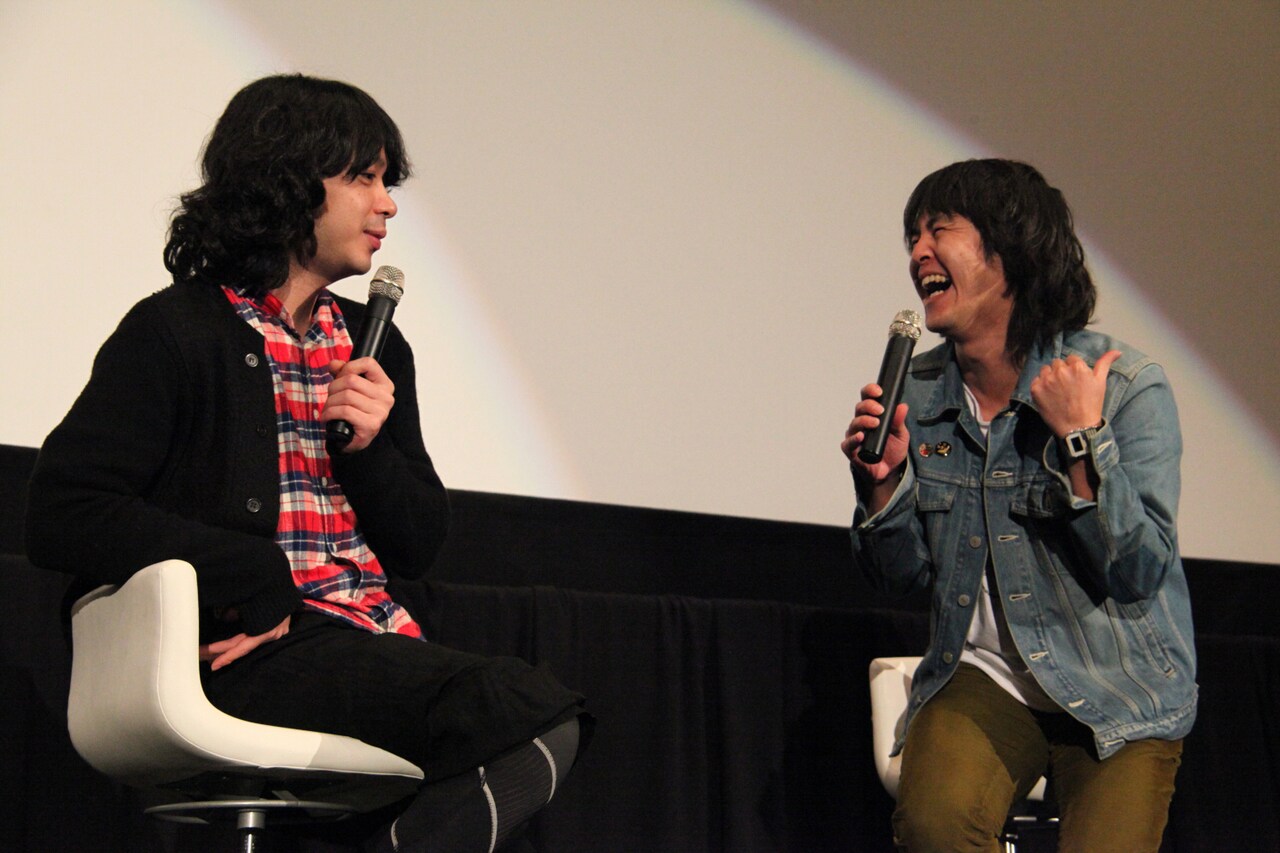 峯田和伸 - 銀杏BOYZのPV上映会に村井登場「ずっと背中を見てきた