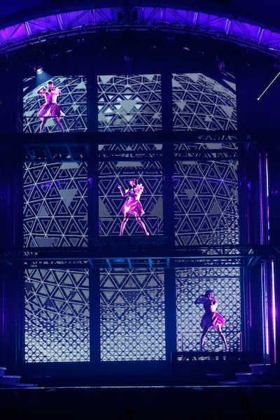Perfume「Perfume 4th Tour in DOME『LEVEL3』」の様子。