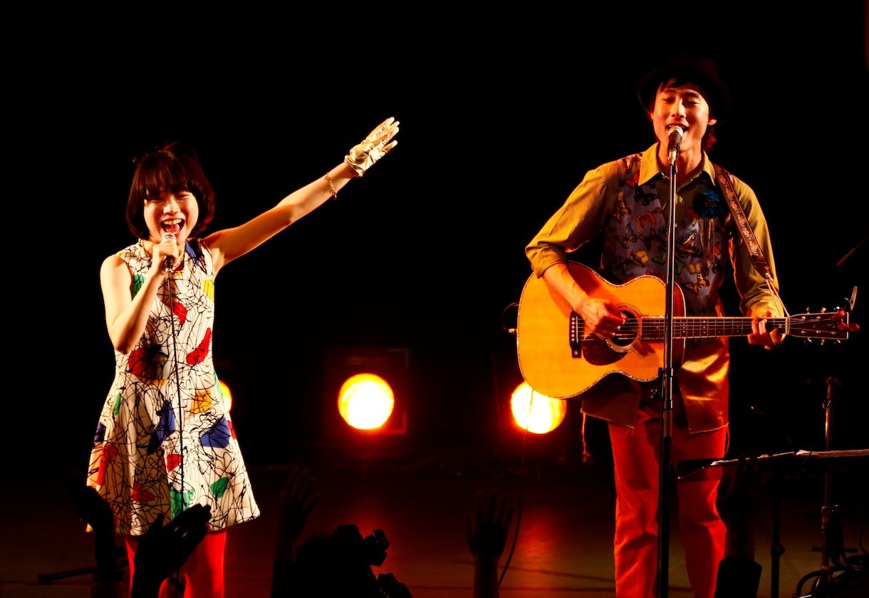 蜜「キス アンド クライでSHOW」渋谷duo MUSIC EXCHANGE公演の様子。（撮影：大畑陽子）