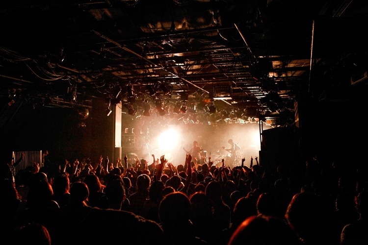 COMEBACK MY DAUGHTERS「Mira Tour -FINAL-」の様子。（撮影：山川哲矢）