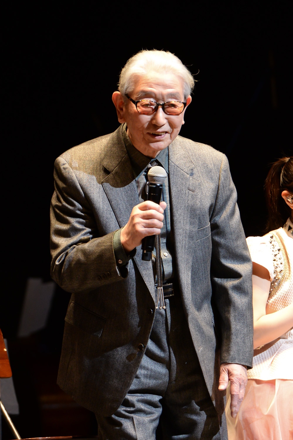 久米明