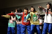 ももいろクローバーZ