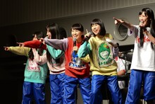 ももいろクローバーZ