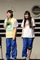 左から玉井詩織、高城れに。