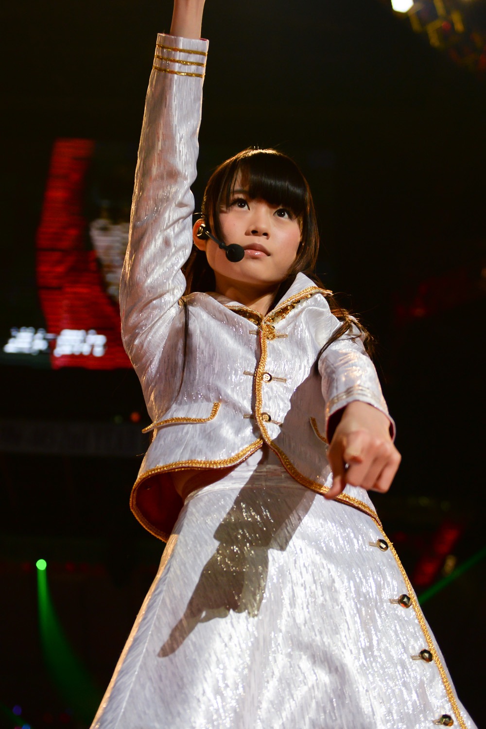 山崎怜奈