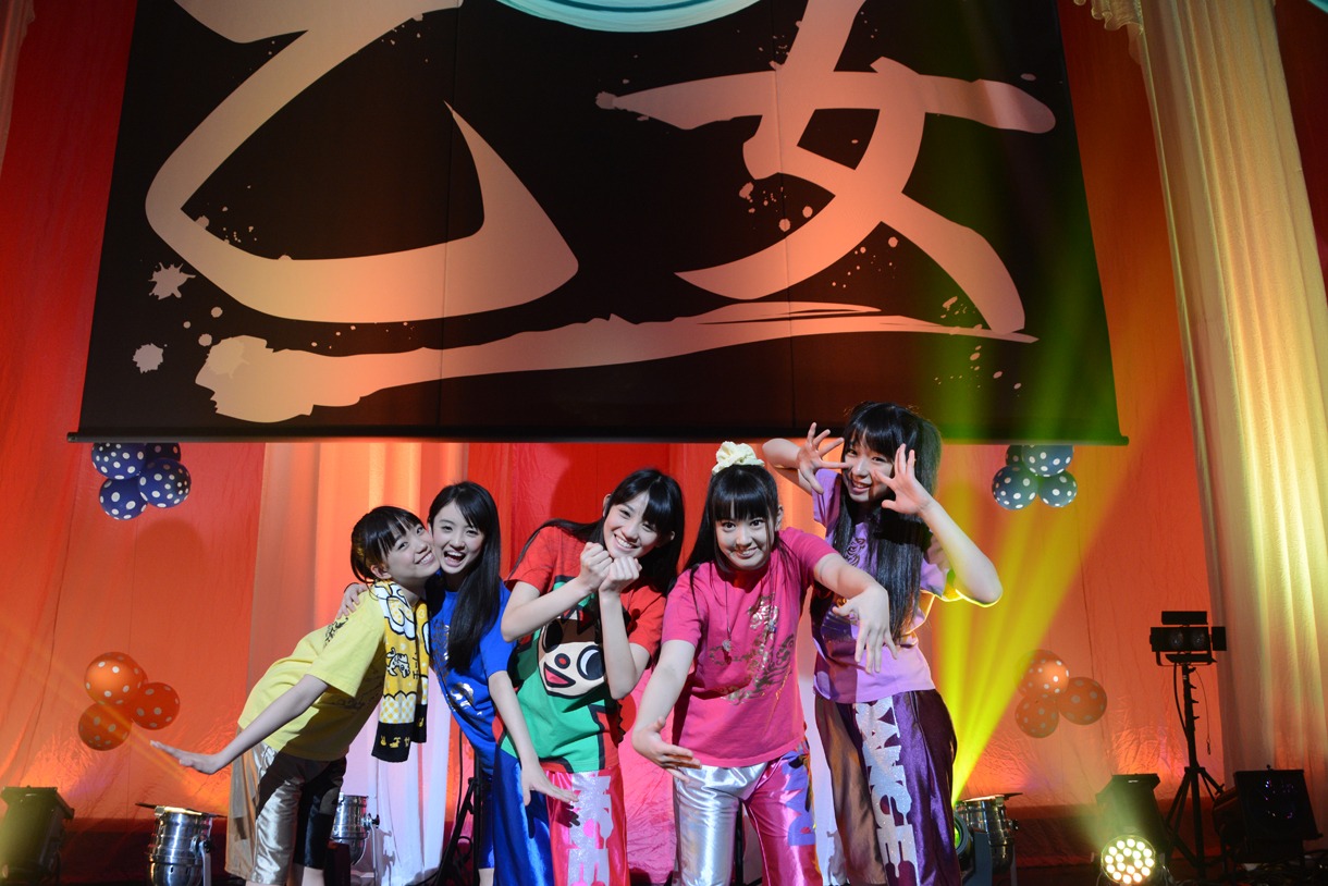 チームしゃちほこ（写真は本日2月22日の「乙女祭り2014」開催直前の様子）