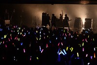 本日2月23日に行われた「DISH//3rdシングルリリース記念バンドルライブ　皿 vs スラ “世界サラー級タイトルマッチ”～2014 冬→春編～」の様子。