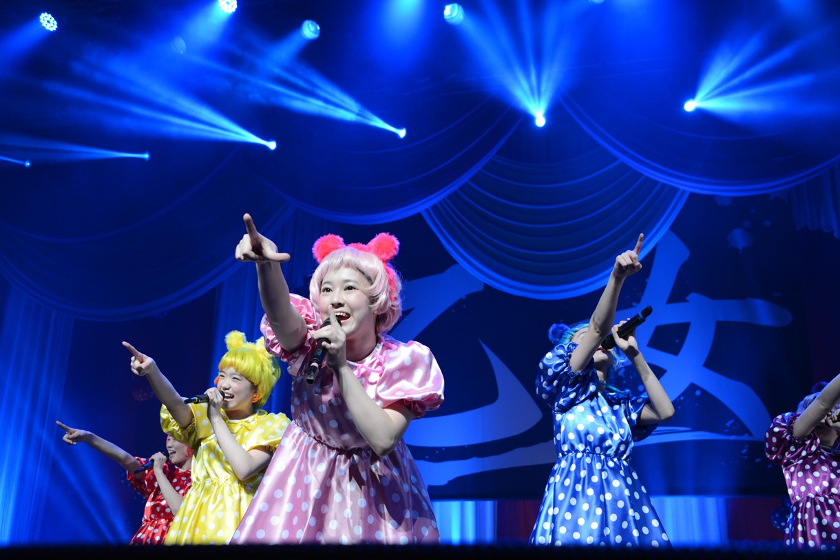 チームしゃちほこ「乙女祭り2014」の様子。