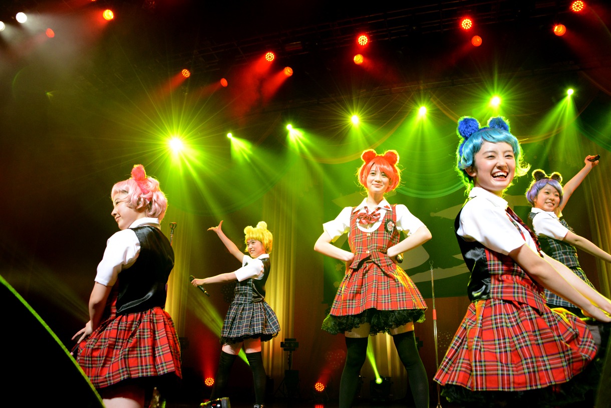 チームしゃちほこ「乙女祭り2014」の様子。