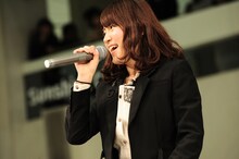 小松未可子「Sail away」リリース記念イベントの様子。