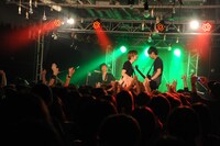 NICO Touches the Walls「カベ ニ ミミ DAY18『女子シカイナイト…』」の様子。