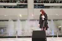 小松未可子「Sail away」リリース記念イベントの様子。