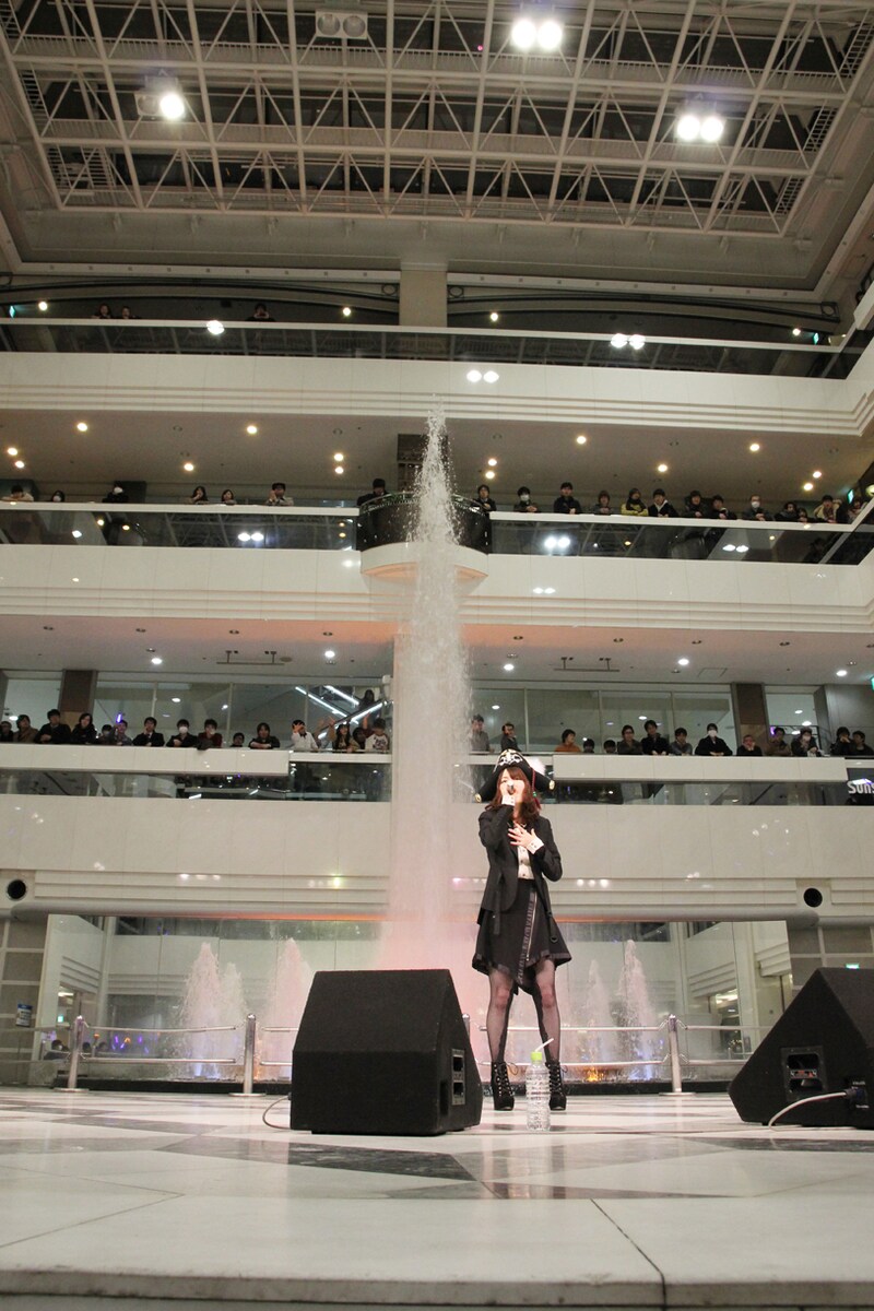 小松未可子「Sail away」リリース記念イベントの様子。