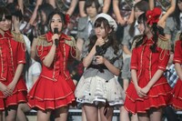左から高木由麻奈、古川愛李、大場美奈、高柳明音。 (c)AKS