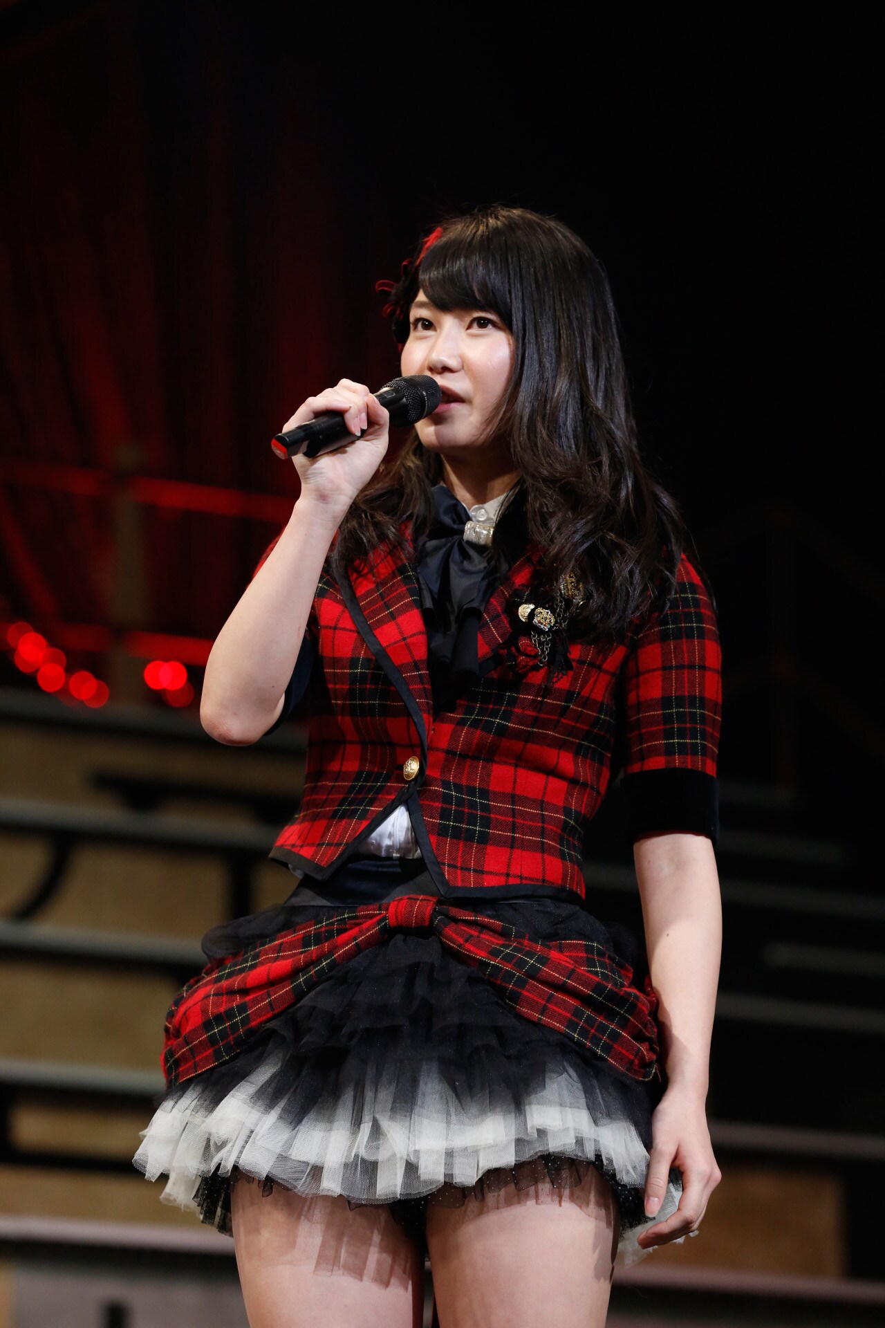 横山由依 横山由依 - Wikipedia