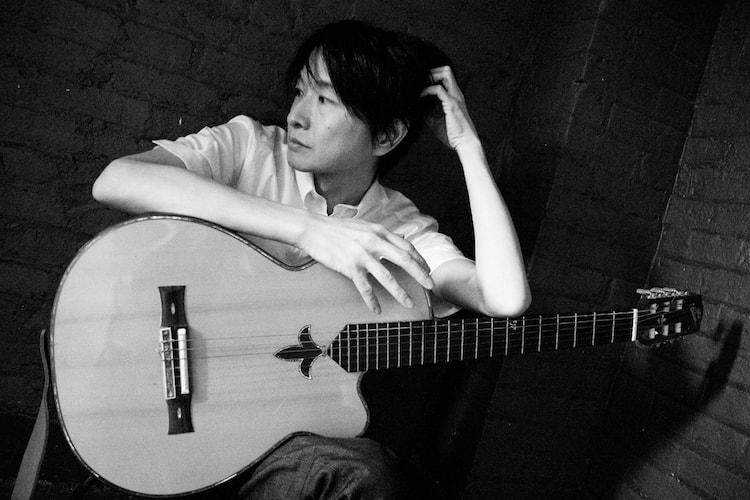小沢健二 LIFE ラブリーのイントロを弾いたギターのキーホールダー 苦しい