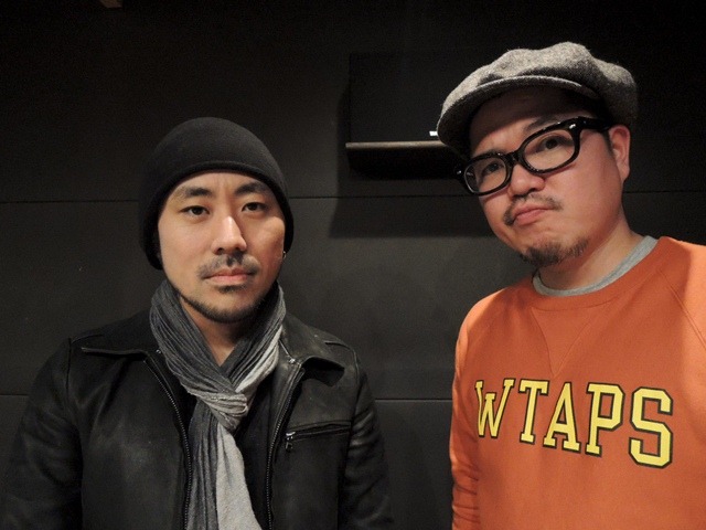 左から家入一馬、RYO-Z（RIP SLYME）。