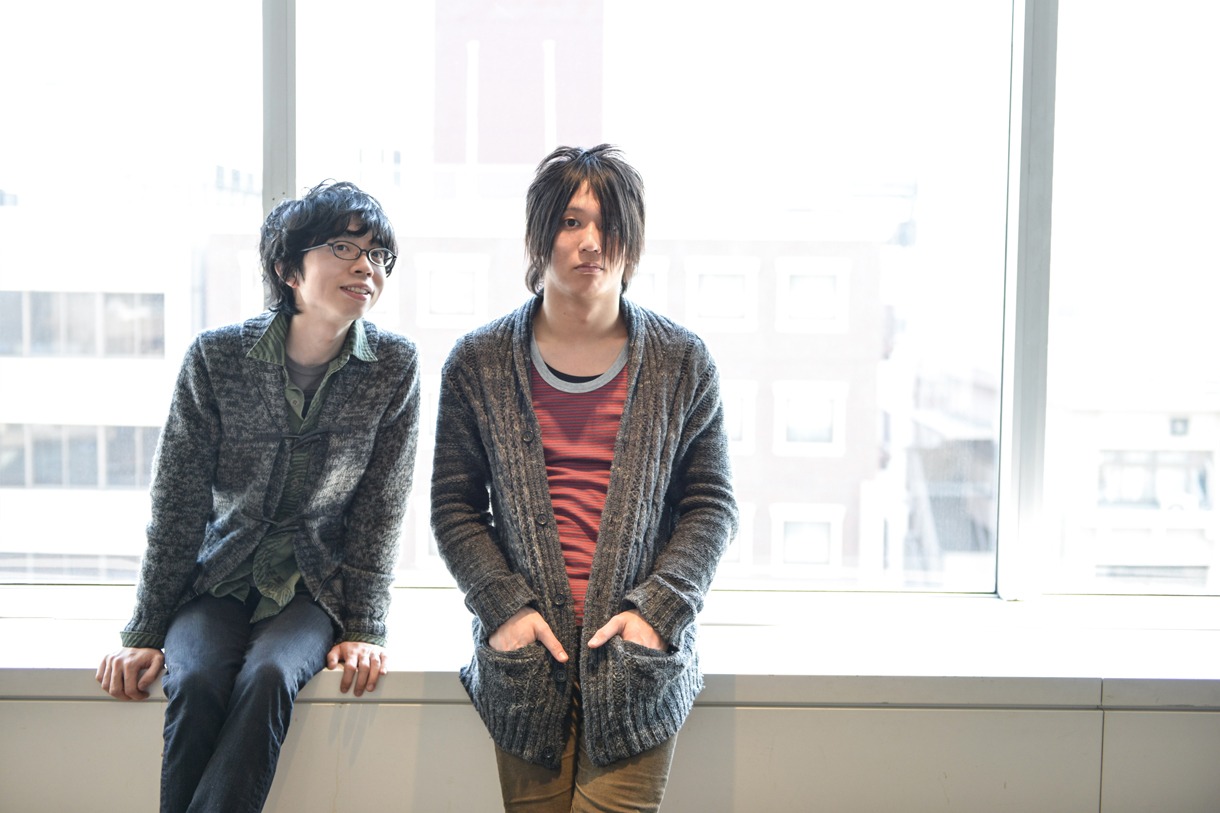 左からのび太（WHITE ASH）、田淵智也（UNISON SQUARE GARDEN）。