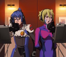 V.A.「マクロス30周年記念 超時空デュエット集 娘コラ×」イメージビジュアル (c)1984, 1994 2002 ビックウエスト (c) 2007 ビック ウエスト / マクロスF製作委員会・MBS