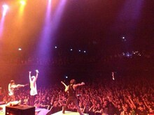 coldrain、フランス・パリ公演の様子。