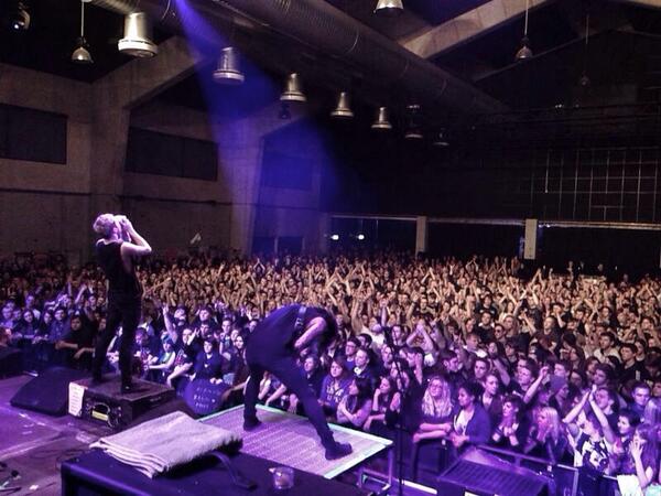 coldrain、ドイツ・ヴィースバーデン公演の様子。