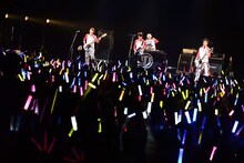 「DISH//3rdシングルリリース記念バンドルライブ　皿 vs スラ “世界サラー級タイトルマッチ”～2014 冬→春編～」東京公演の第1部の様子。