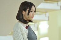 「死の実況中継 劇場版」のワンシーン。(c)2014「死の実況中継 劇場版」製作委員会