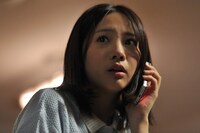 「死の実況中継 劇場版」のワンシーン。(c)2014「死の実況中継 劇場版」製作委員会