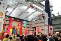 チームしゃちほこ「カンシャ カンレキ ナゴヤ☆スペシャルライブ」の様子。