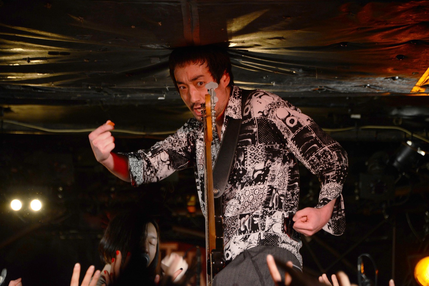 宮川トモユキ（B）