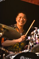 渡辺和己（Dr）（撮影：朝岡英輔）