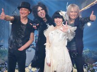 左から五十嵐公太、恩田快人、小南泰葉、藤本泰司。