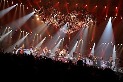 MONGOL800と東京スカパラダイスオーケストラによる共演の様子。 （photo by Rickey Wang）