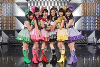 2014年の人気画像31位は「ももクロ×北川景子が合体！ドラマ限定“きもクロ”結成」より、きもクロ。