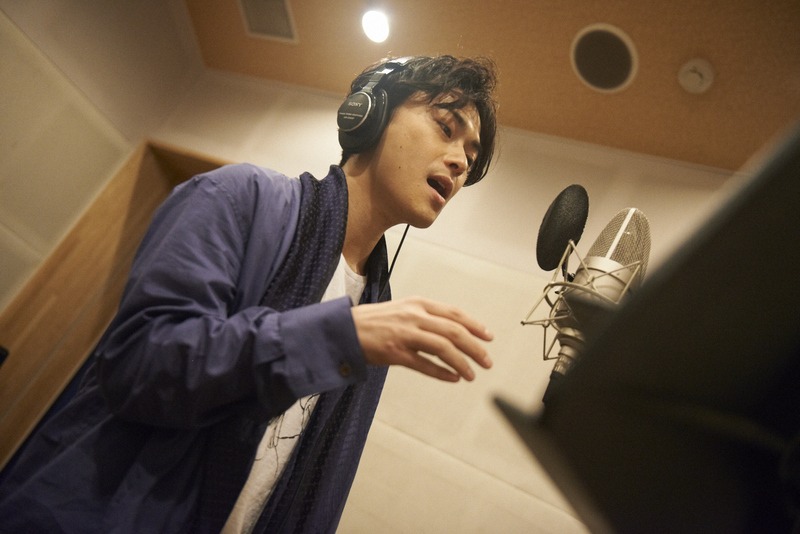 涼 the graduater「ドラゴン気取りのティーンネイジ・ブルース」のレコーディングの様子。
