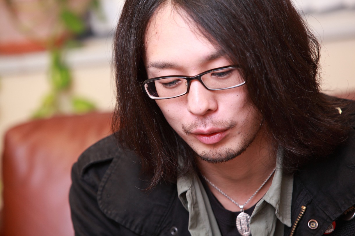 猪狩秀平（HEY-SMITH / G, Vo）
