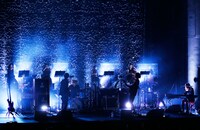 昨年12月に行われたplentyの東京・東京グローブ座公演の模様。