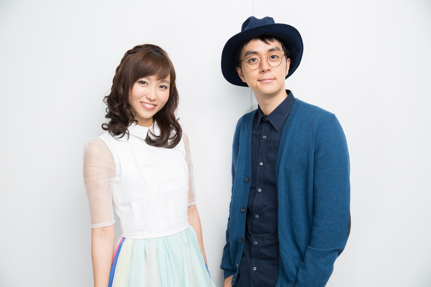 左から吉木りさ、ヒャダイン。