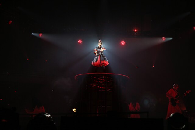 SU-METAL（Photo by Taku Fujii）