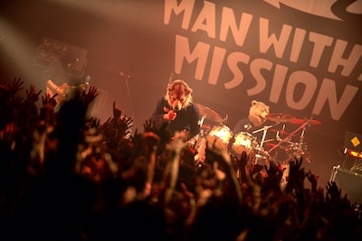 MAN WITH A MISSION（Photo by Nobuyuki Kobayashi）