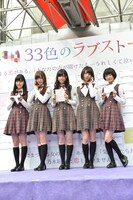 左から堀未央奈、白石麻衣、西野七瀬、橋本奈々未、生駒里奈。