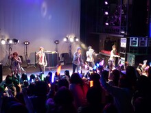 東京・WWWで行われた「PrizmaX 2nd ワンマンLIVE」の様子。