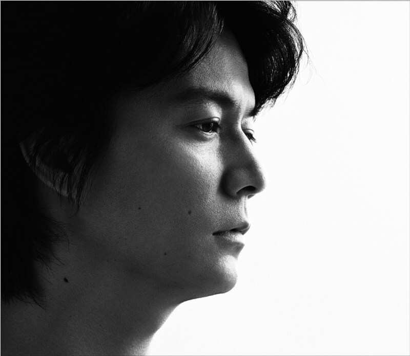 福山雅治「HUMAN」初回限定盤ジャケット