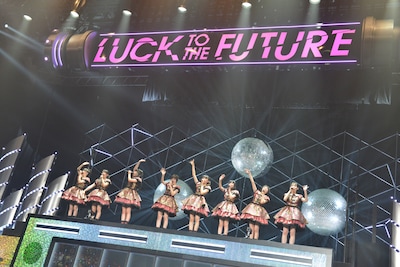 「私立恵比寿中学 Luck To The Future PART1」の様子。