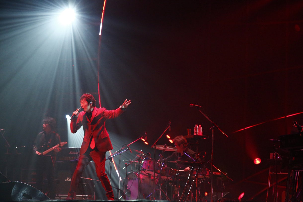 徳永英明、東京国際フォーラム完全収録のDVD/BDリリース - 音楽ナタリー